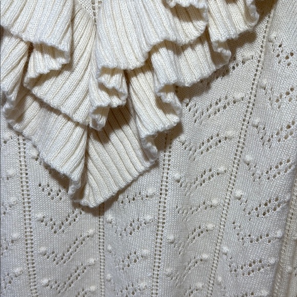 Tularosa Manny Sweater Ruffle - Picture 5 of 9
